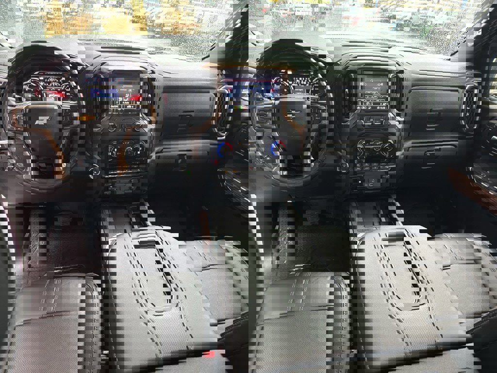 Used 2021 Chevrolet Silverado 1500 High Country w/ Technology Package image 22