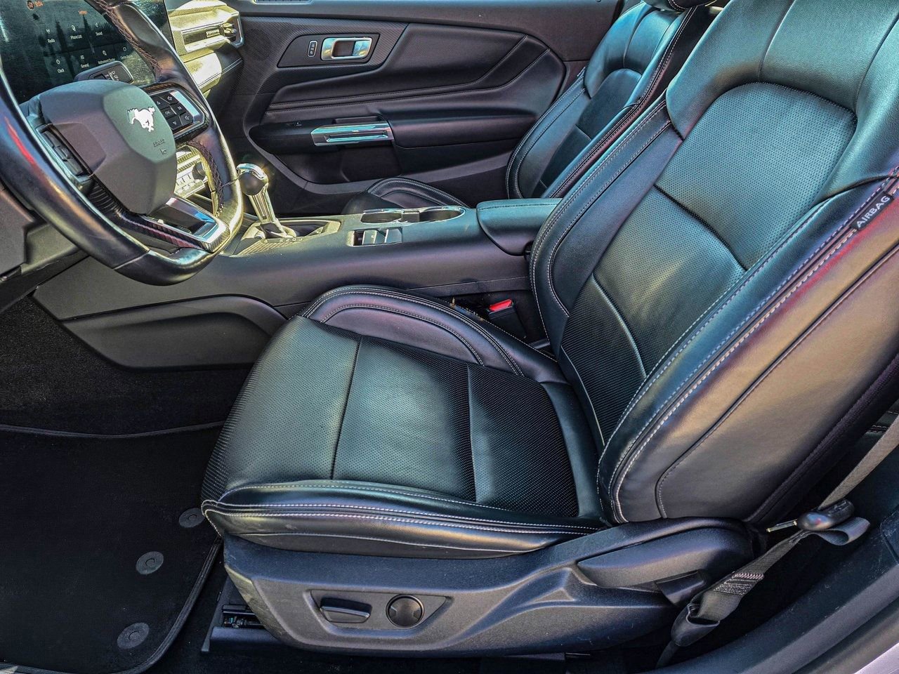 Used 2024 Ford Mustang Premium image 18