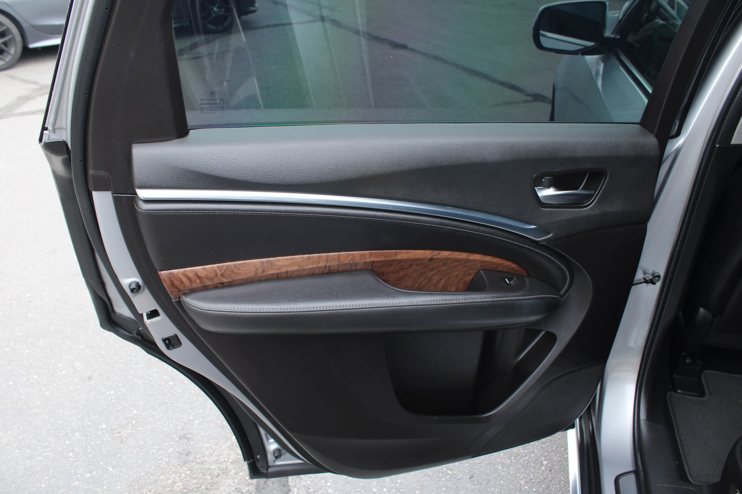 Used 2020 Acura MDX SH-AWD w/Technology Pkg Sport image 30