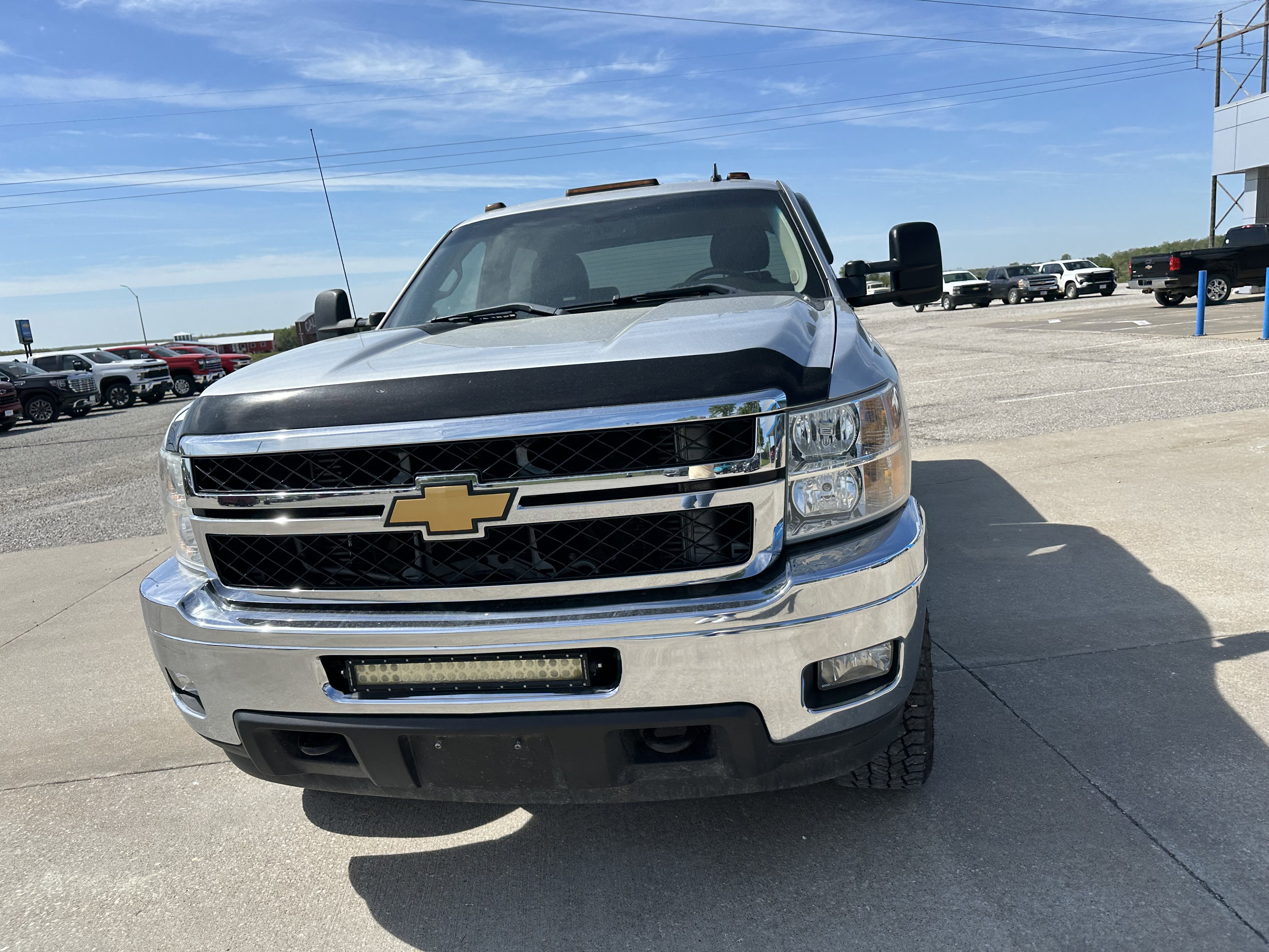 Used 2014 Chevrolet Silverado 2500 LT w/ Custom Sport Truck Package AWD/4WD image 6