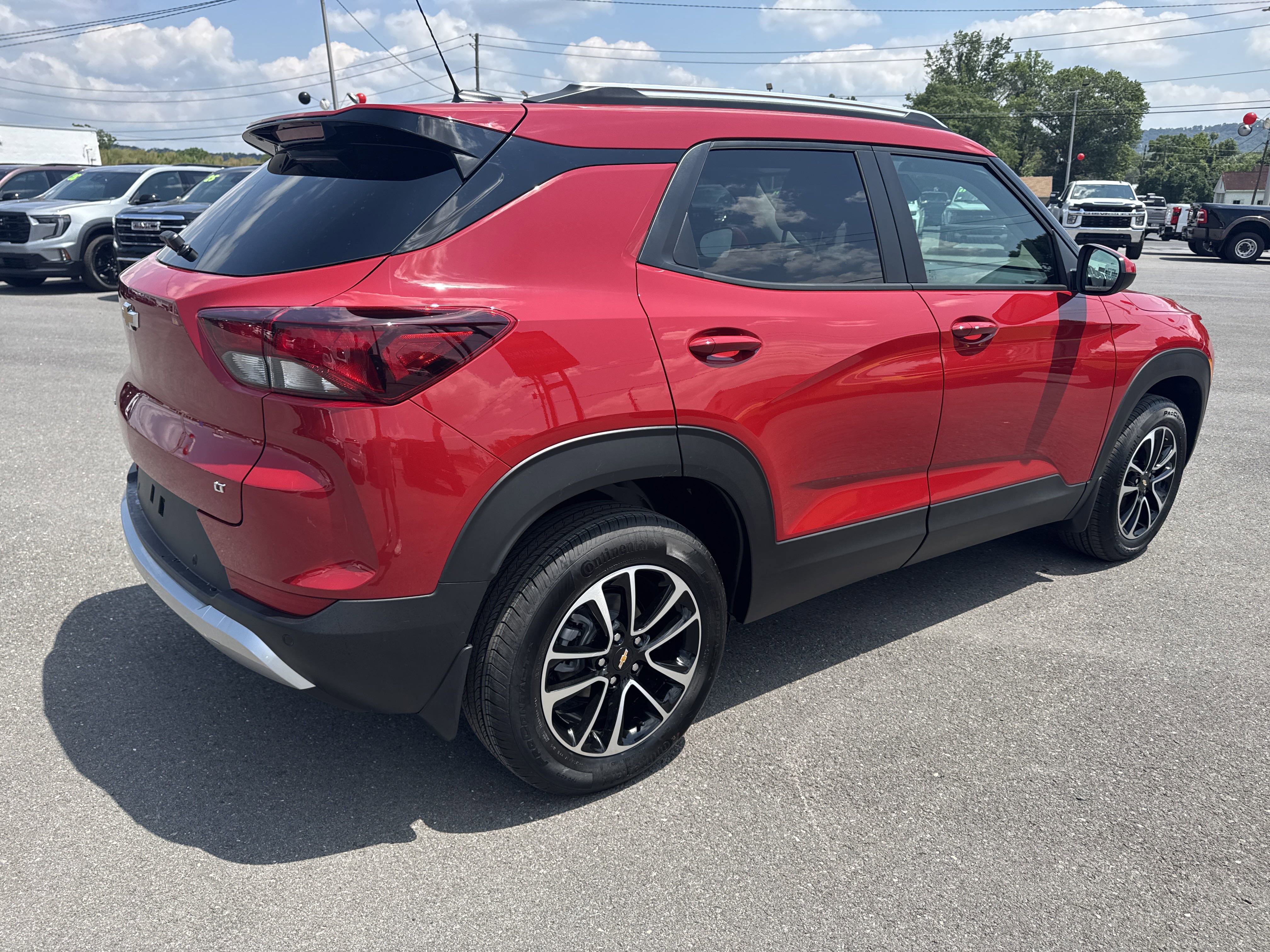 New 2026 Chevrolet TrailBlazer LT w/ Convenience Package image 3