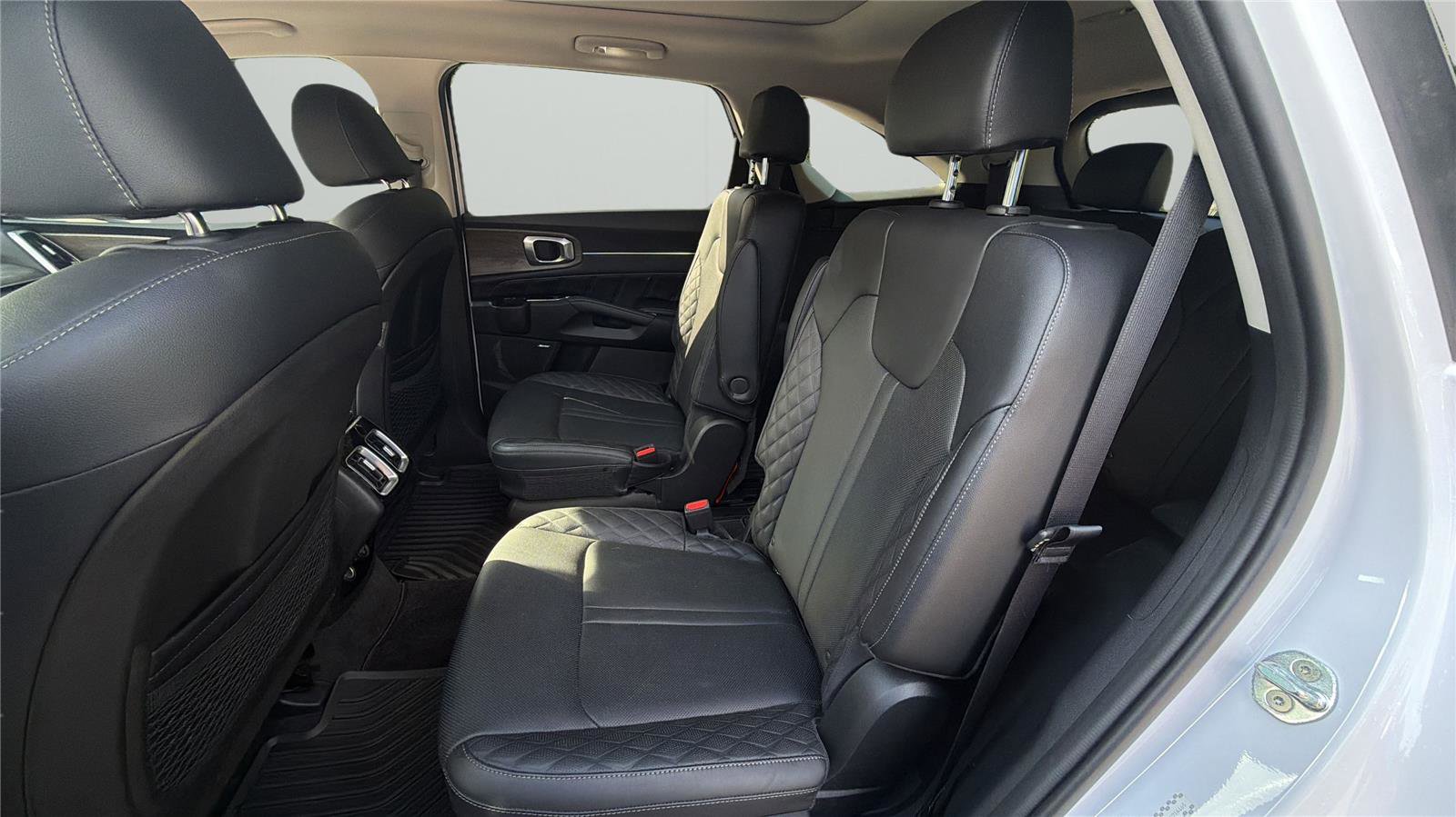 Used 2021 Kia Sorento SX Prestige AWD/4WD image 11