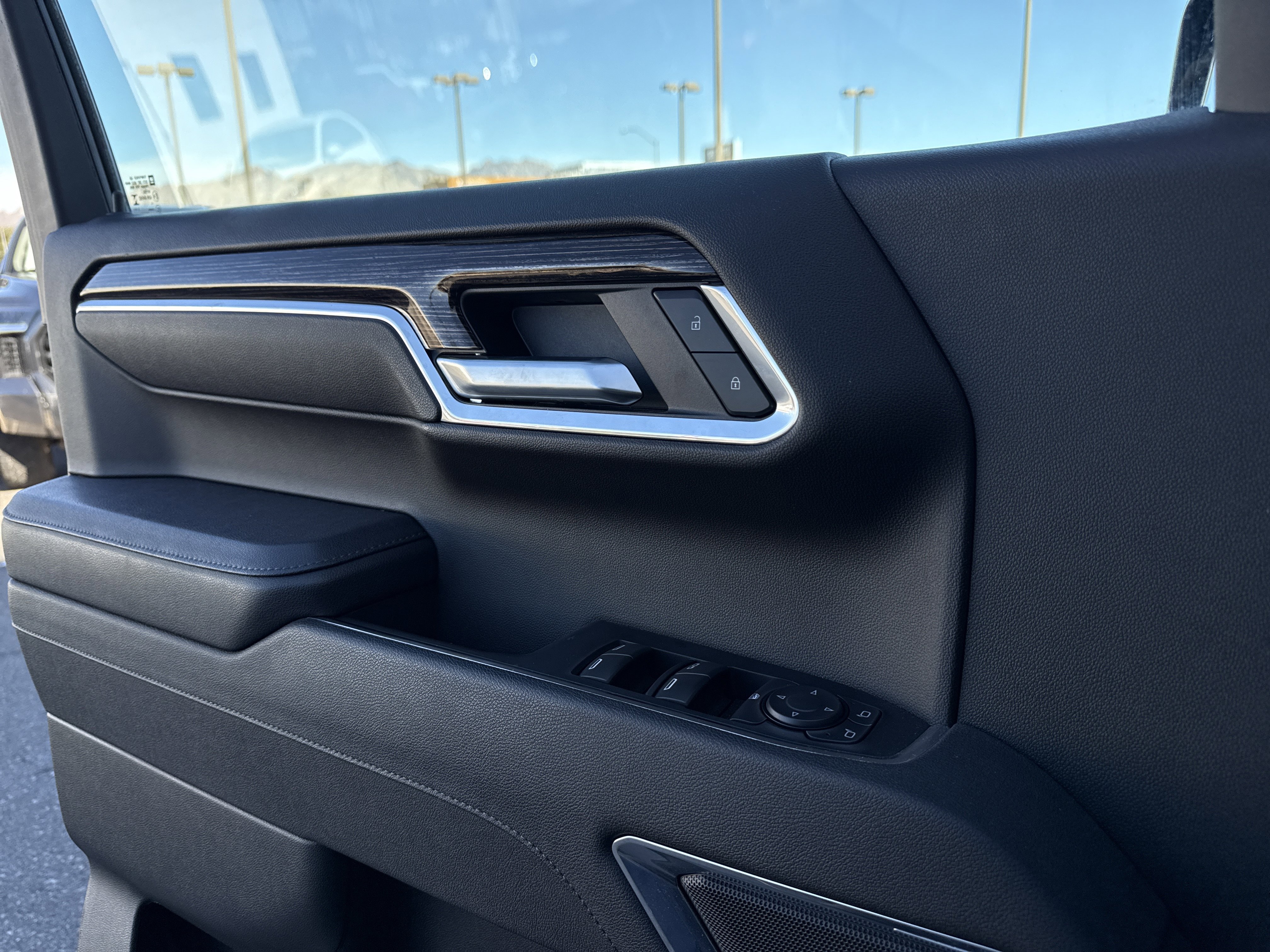 Used 2025 GMC Sierra 1500 Elevation image 20