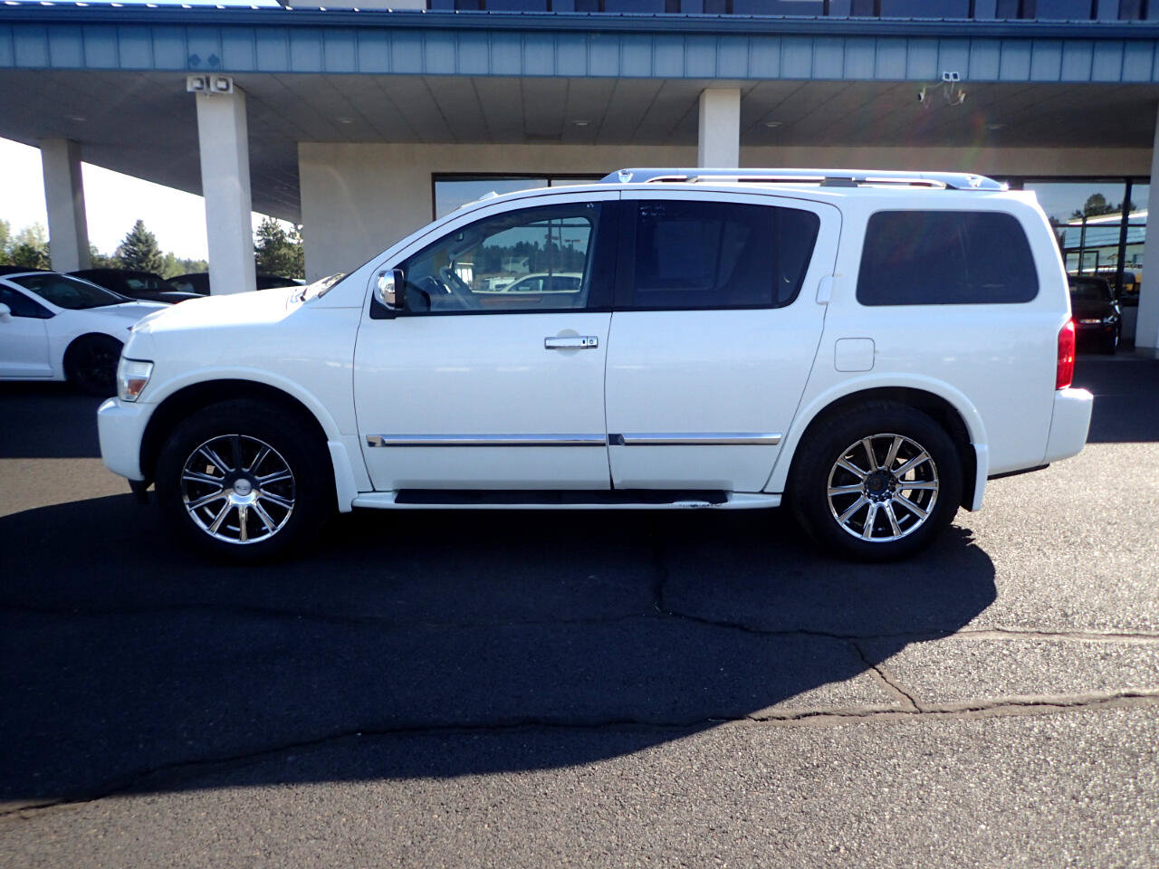 Used 2009 INFINITI QX56 4WD image 2