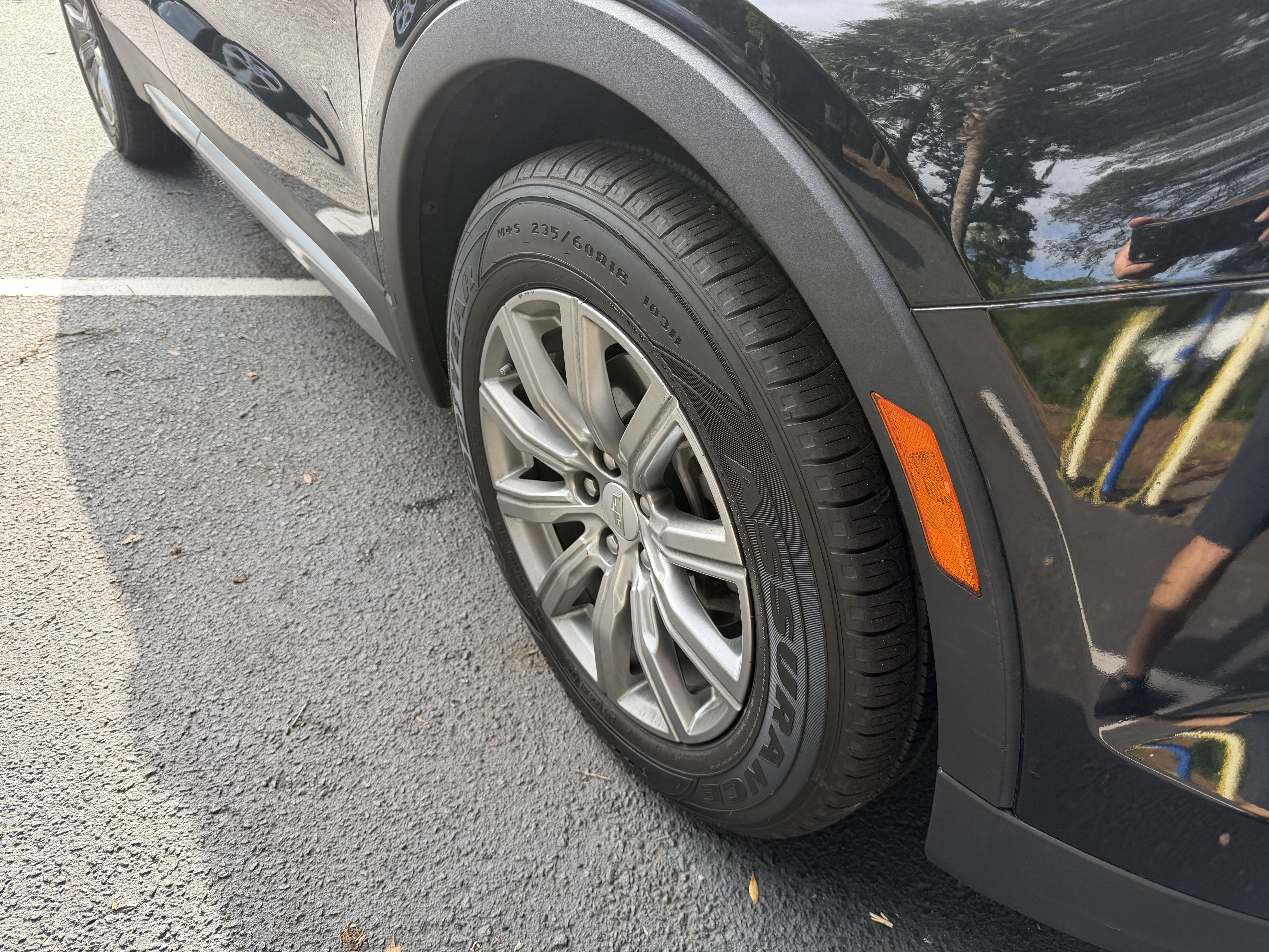 Used 2021 Cadillac XT4 Premium Luxury AWD/4WD image 11