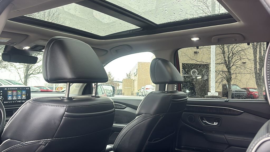 Certified 2024 Honda Pilot Elite image 33