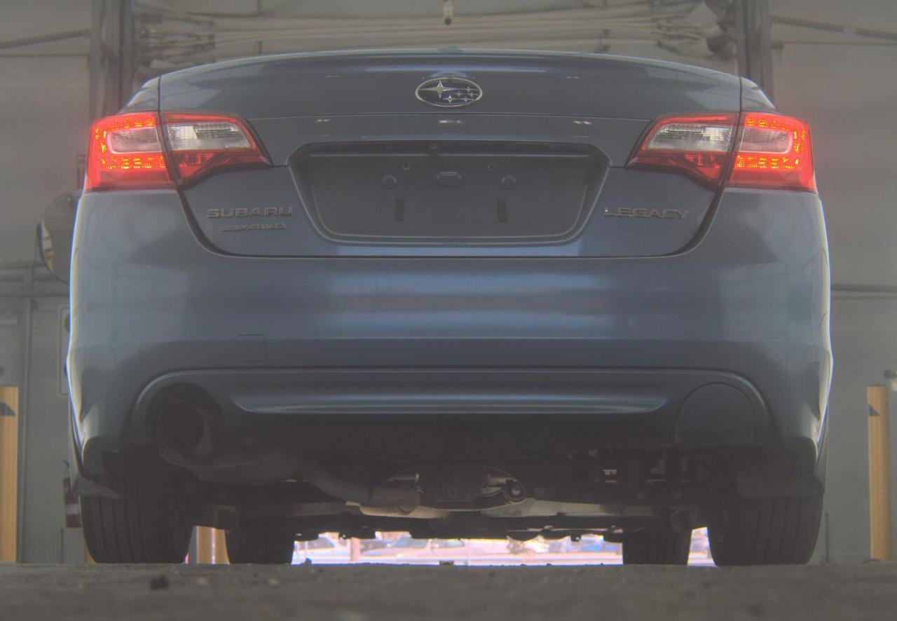 Used 2015 Subaru Legacy 2.5i Premium AWD/4WD image 7