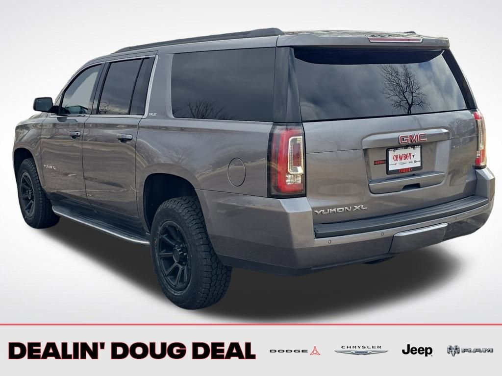 Used 2020 GMC Yukon XL SLE w/ Enhanced Driver Alert Package image 4