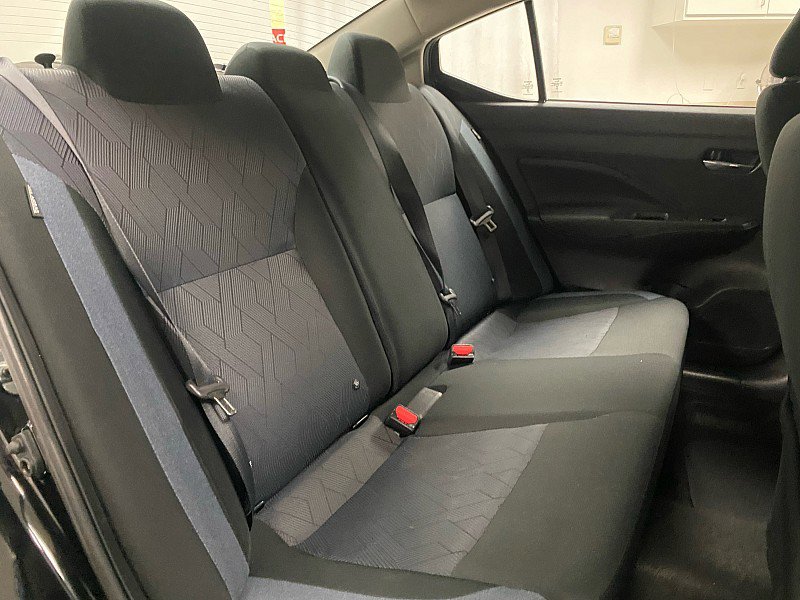 Used 2023 Nissan Versa SV image 15