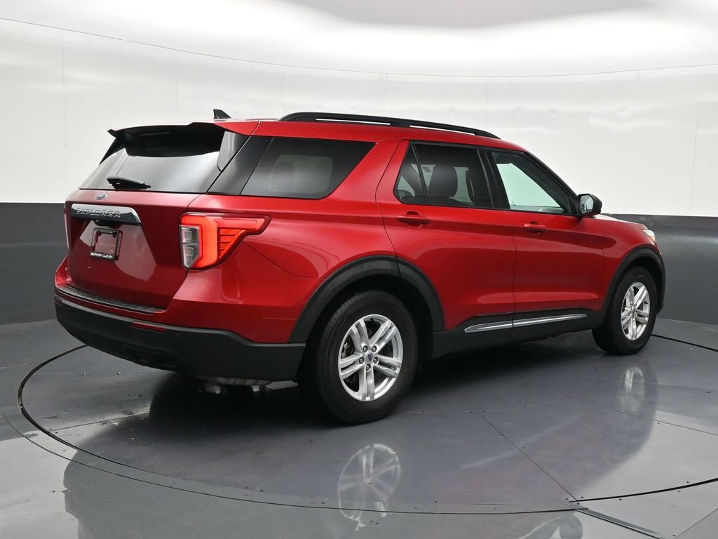 Used 2021 Ford Explorer XLT image 5