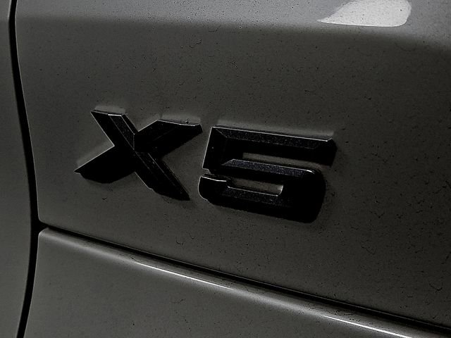 Used 2024 BMW X5 xDrive40i w/ Parking Assistance Package image 32