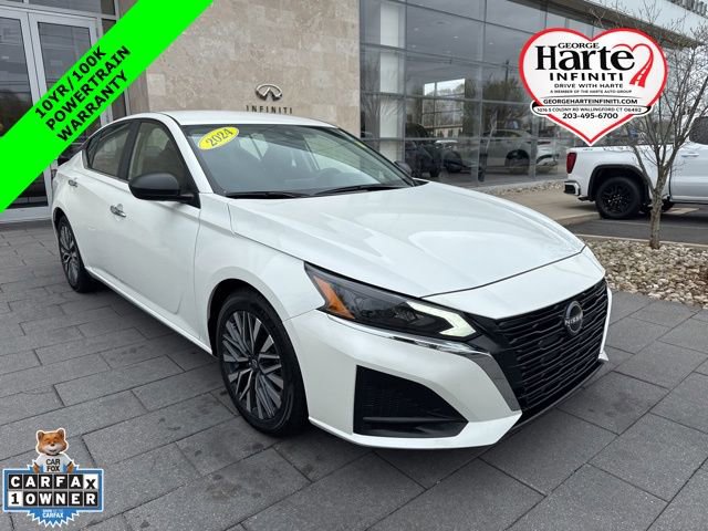 Used 2024 Nissan Altima 2.5 SV image 1