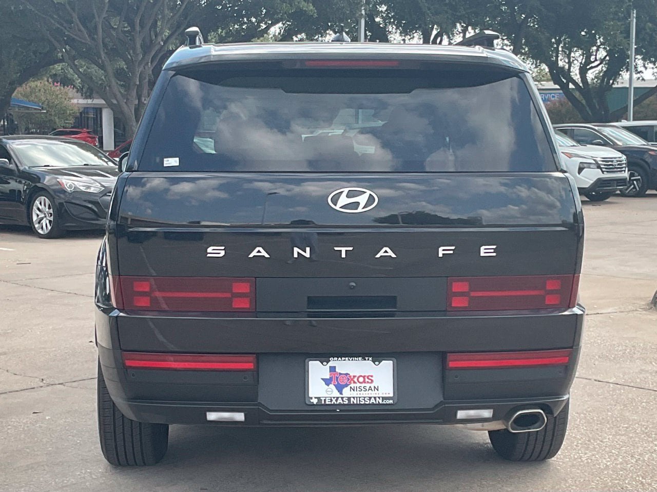 Used 2026 Hyundai Santa Fe SEL FWD image 5