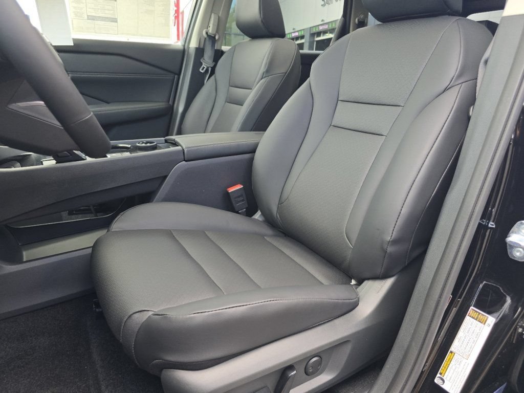 New 2026 Nissan Rogue Dark Armor AWD/4WD image 14