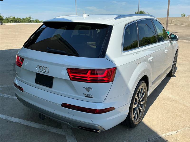 Used 2017 Audi Q7 3.0T Premium Plus AWD/4WD image 6