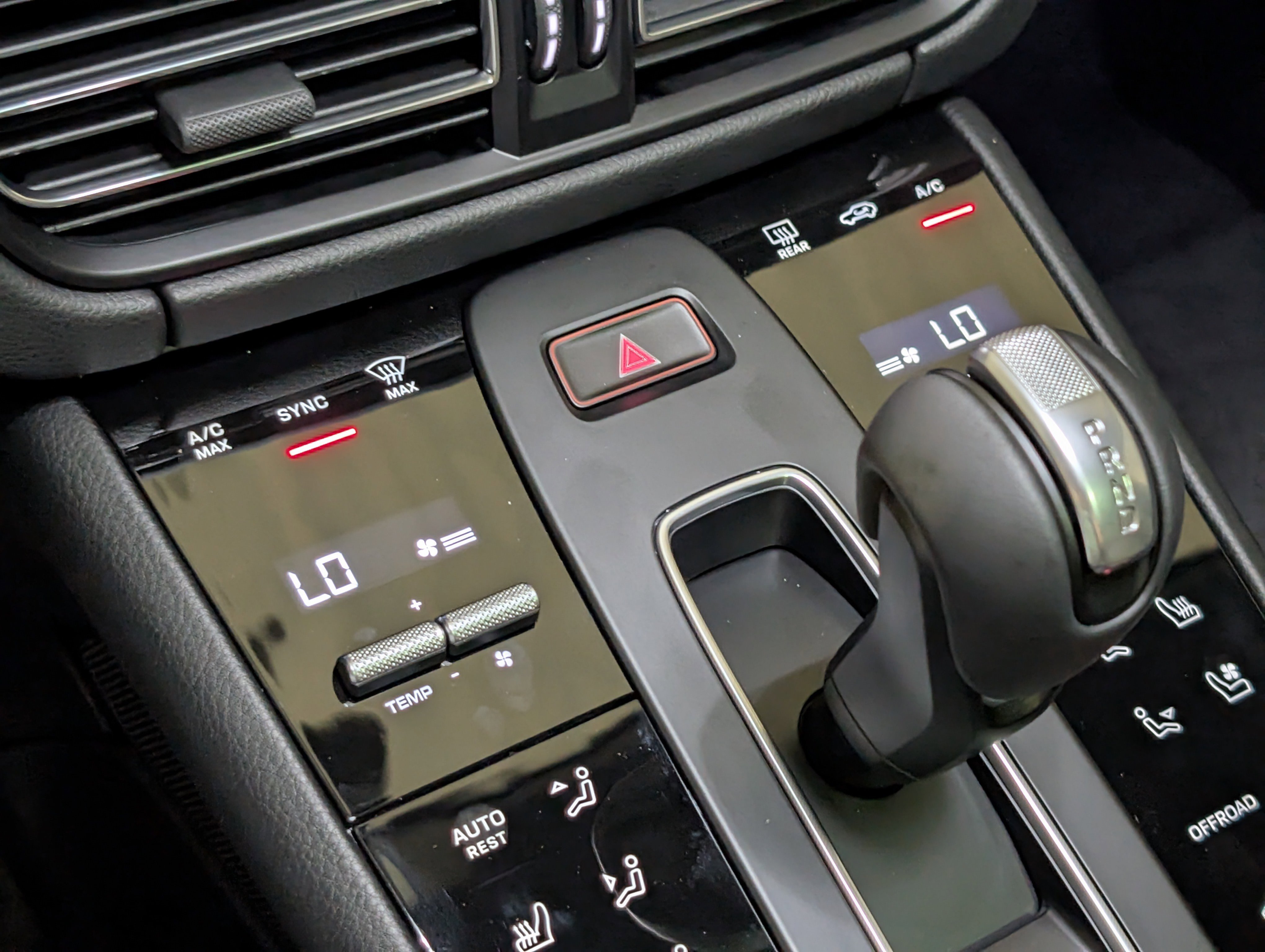 New 2026 Porsche Macan S image 38