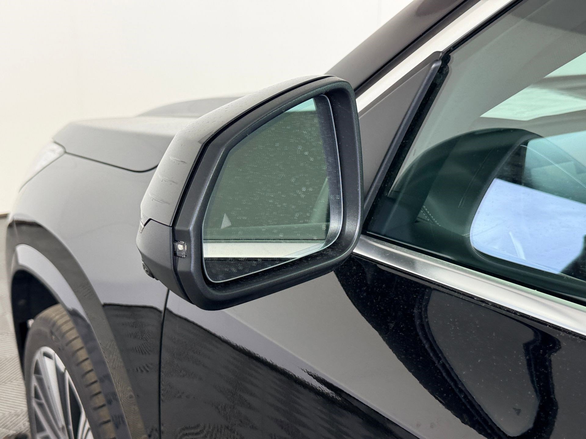 Used 2026 BMW X1 xDrive28i w/ Technology Package image 47