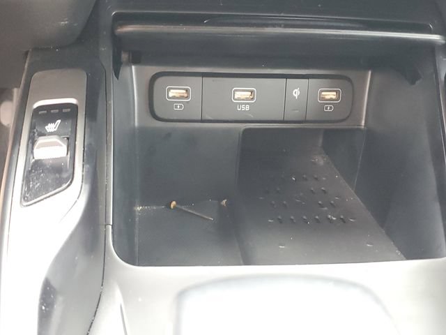 Certified 2023 Kia Sorento S FWD image 28