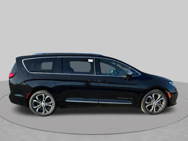 New 2026 Chrysler Pacifica Pinnacle FWD video 2