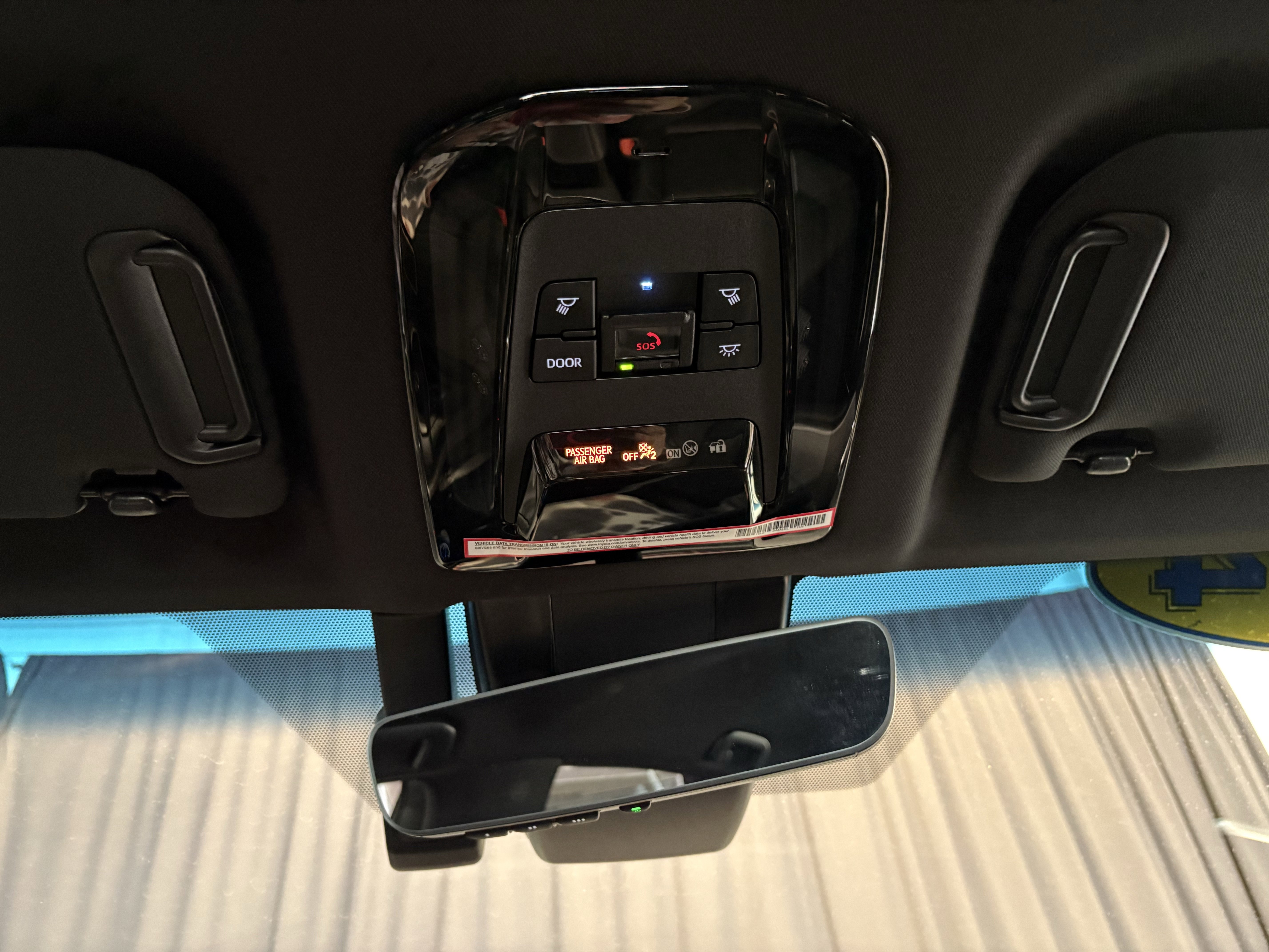 Certified 2024 Toyota Venza Nightshade image 19