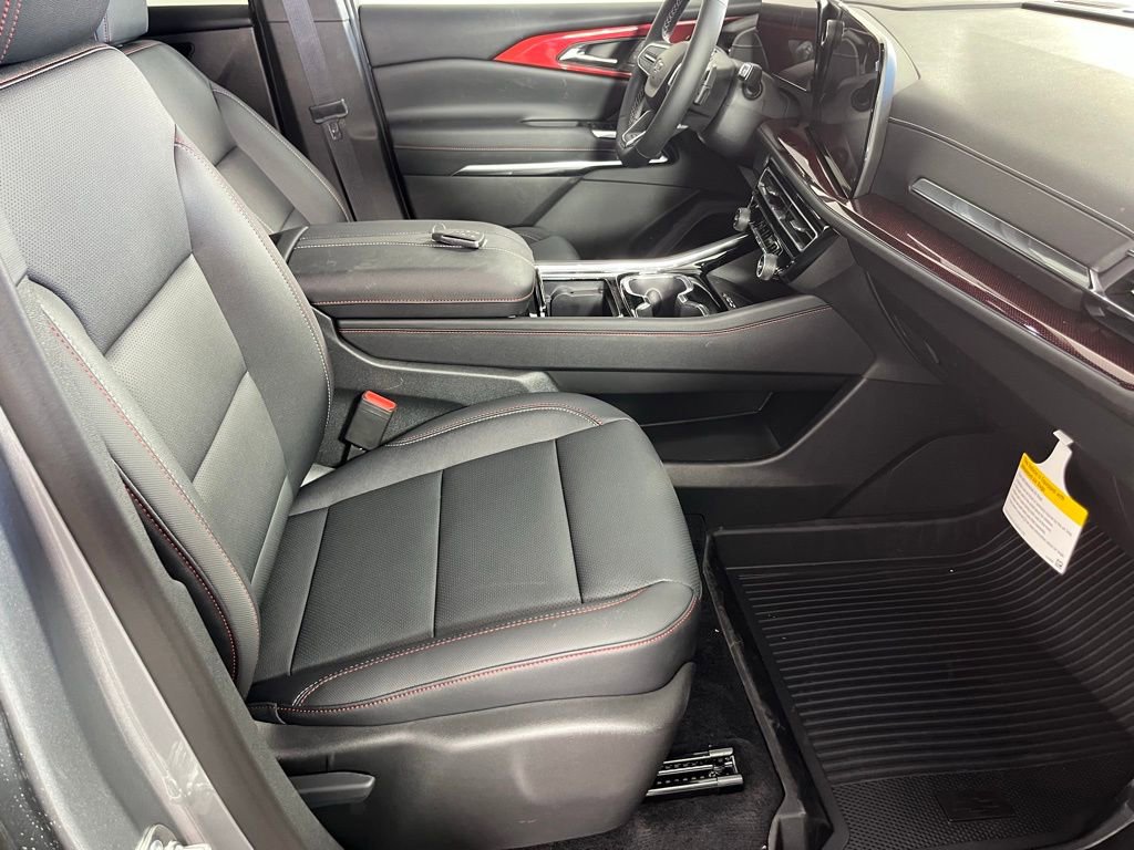 New 2026 Chevrolet Traverse Z71 w/ Driver Confidence Package image 16