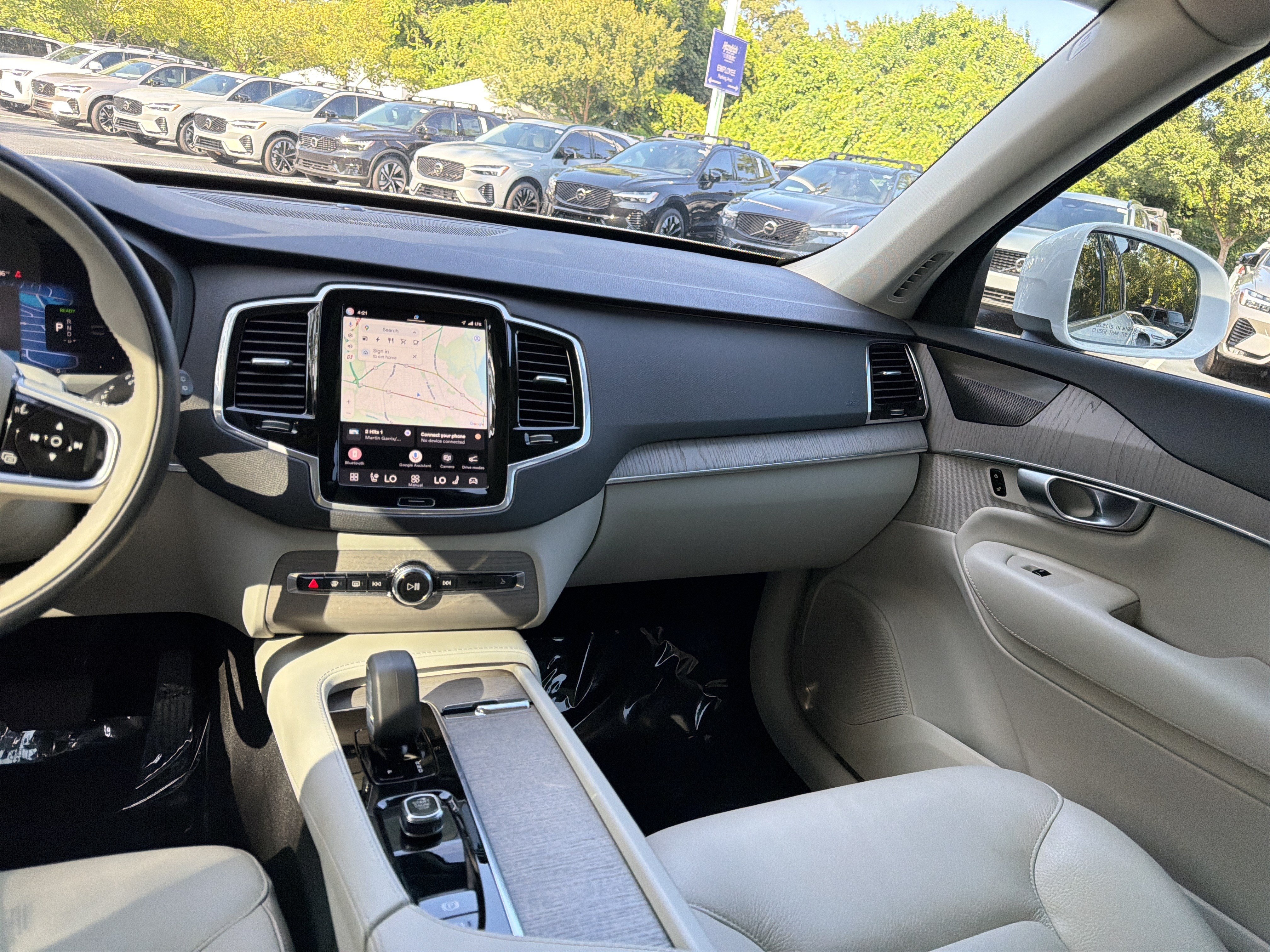 Certified 2024 Volvo XC90 T8 Plus w/ Protection Package AWD/4WD image 31