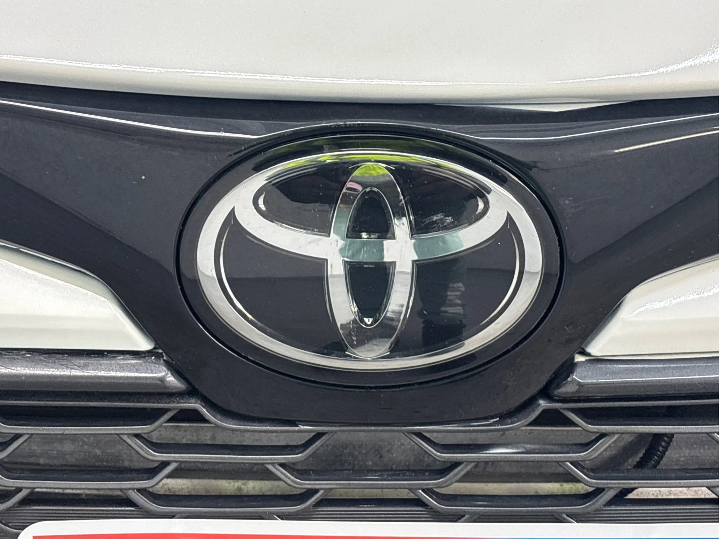 Used 2019 Toyota Corolla SE w/ SE Option Package image 34