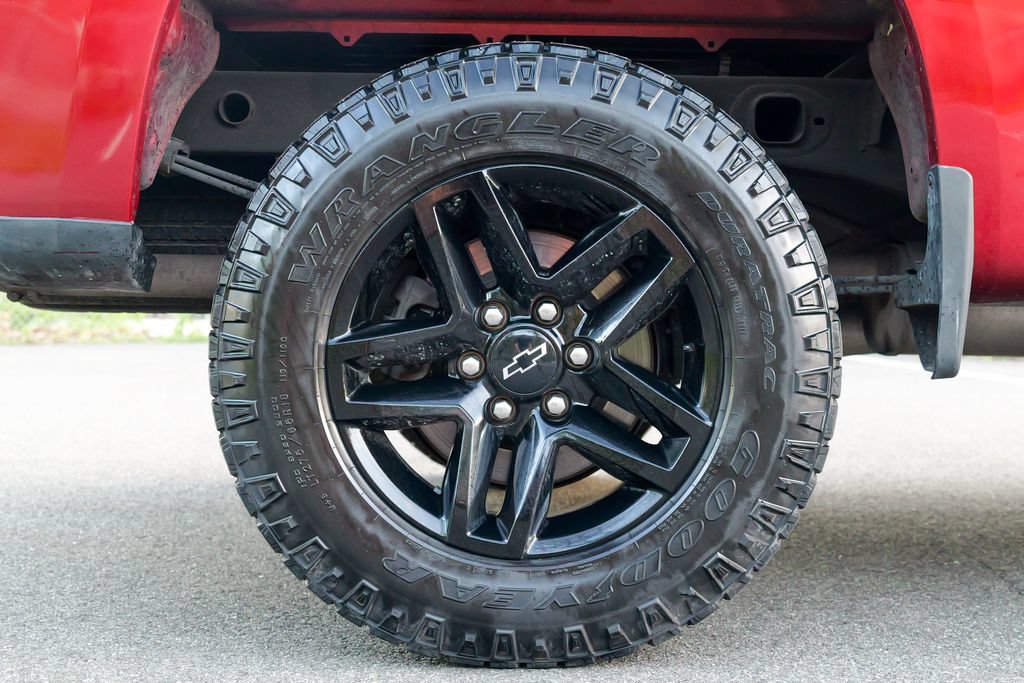 Used 2021 Chevrolet Silverado 1500 Custom Trail Boss AWD/4WD image 15