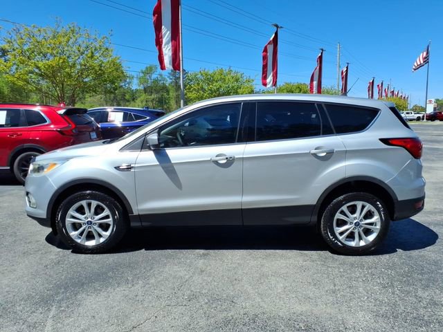 Used 2019 Ford Escape SE FWD image 3