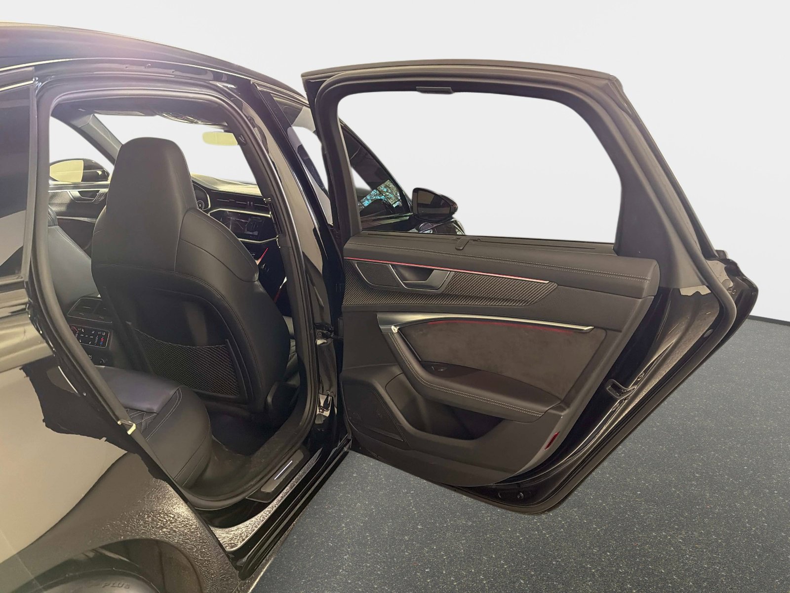 Used 2021 Audi S6 Prestige w/ Prestige Package image 25