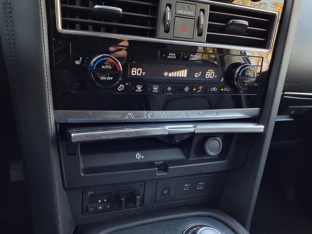 Used 2024 Nissan Armada SV image 22