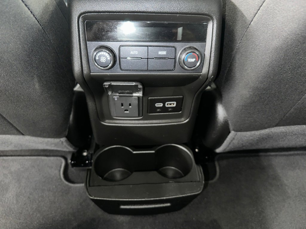 Certified 2023 GMC Acadia SLE w/ Driver Convenience Package image 20