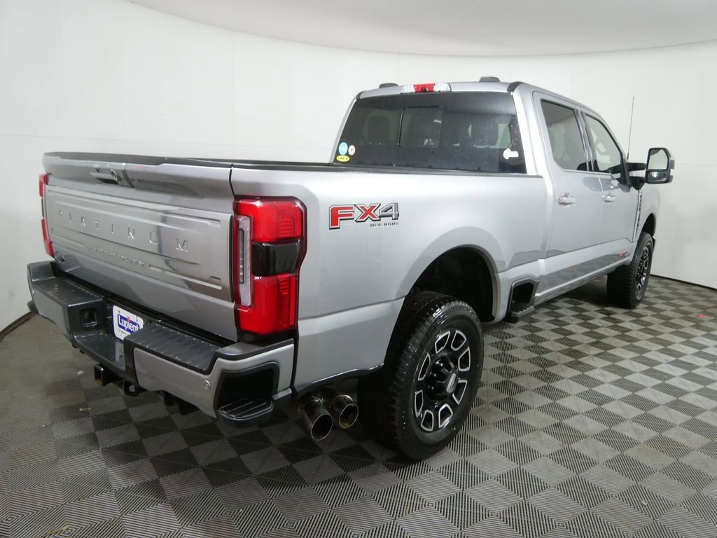 Used 2024 Ford F350 Platinum w/ FX4 Off-Road Package image 3