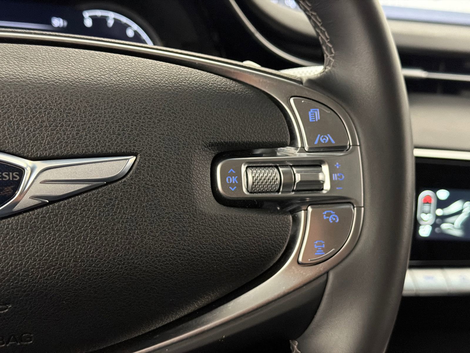 Used 2025 Genesis GV70 2.5T image 20