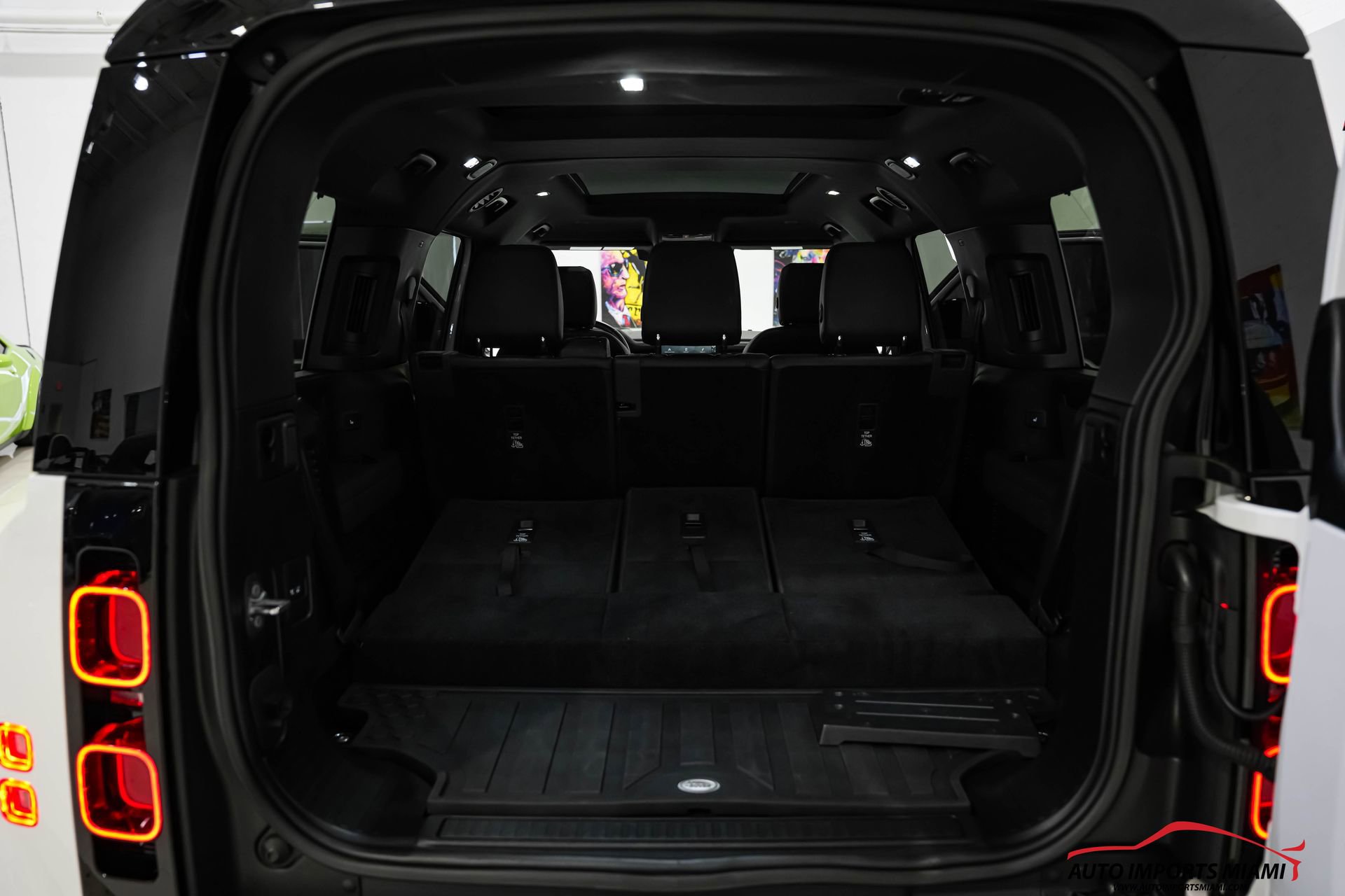 Used 2023 Land Rover Defender 130 X-Dynamic SE image 65