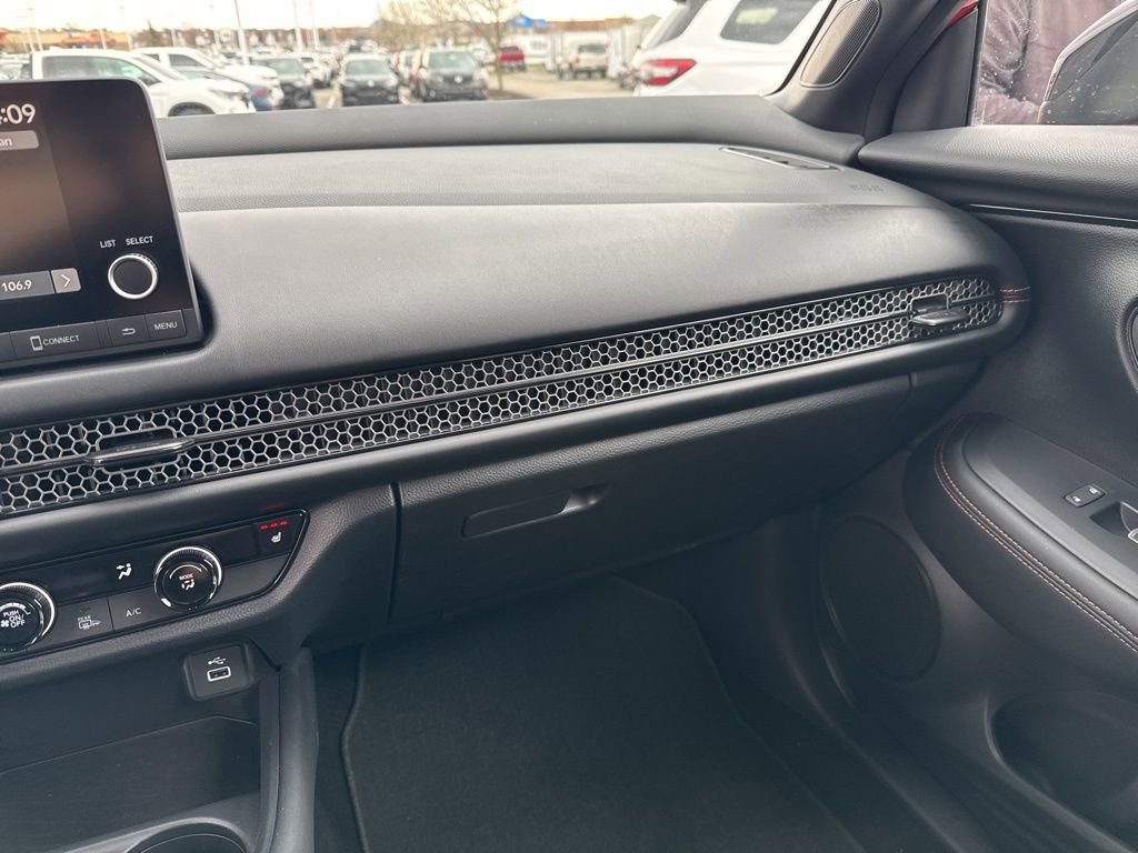 Certified 2024 Honda HR-V Sport image 25