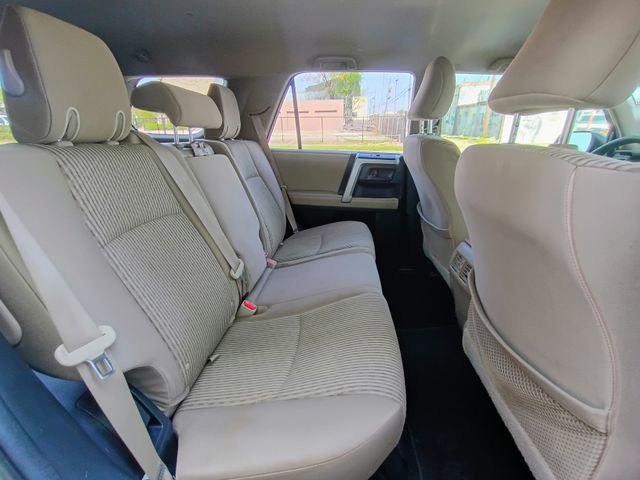 Used 2013 Toyota 4Runner SR5 image 41