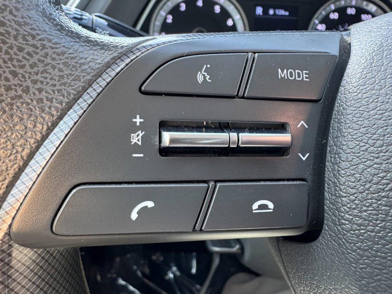 Used 2021 Hyundai Sonata SE w/ Cargo Package image 16