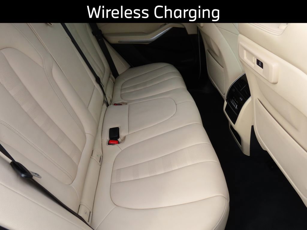 Used 2022 BMW X5 xDrive40i w/ Premium Package image 14