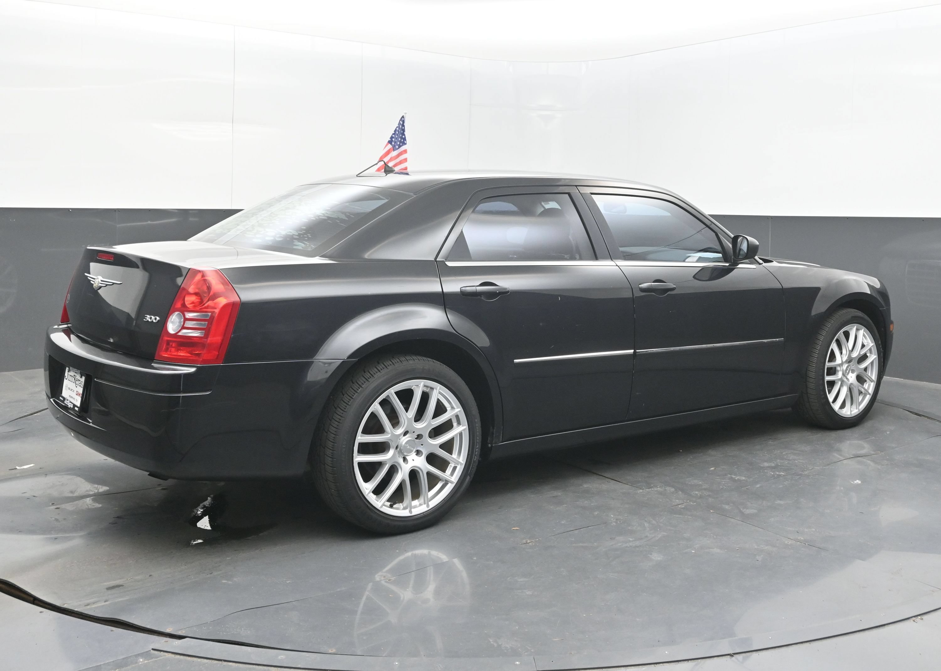 Used 2008 Chrysler 300 LX RWD image 9