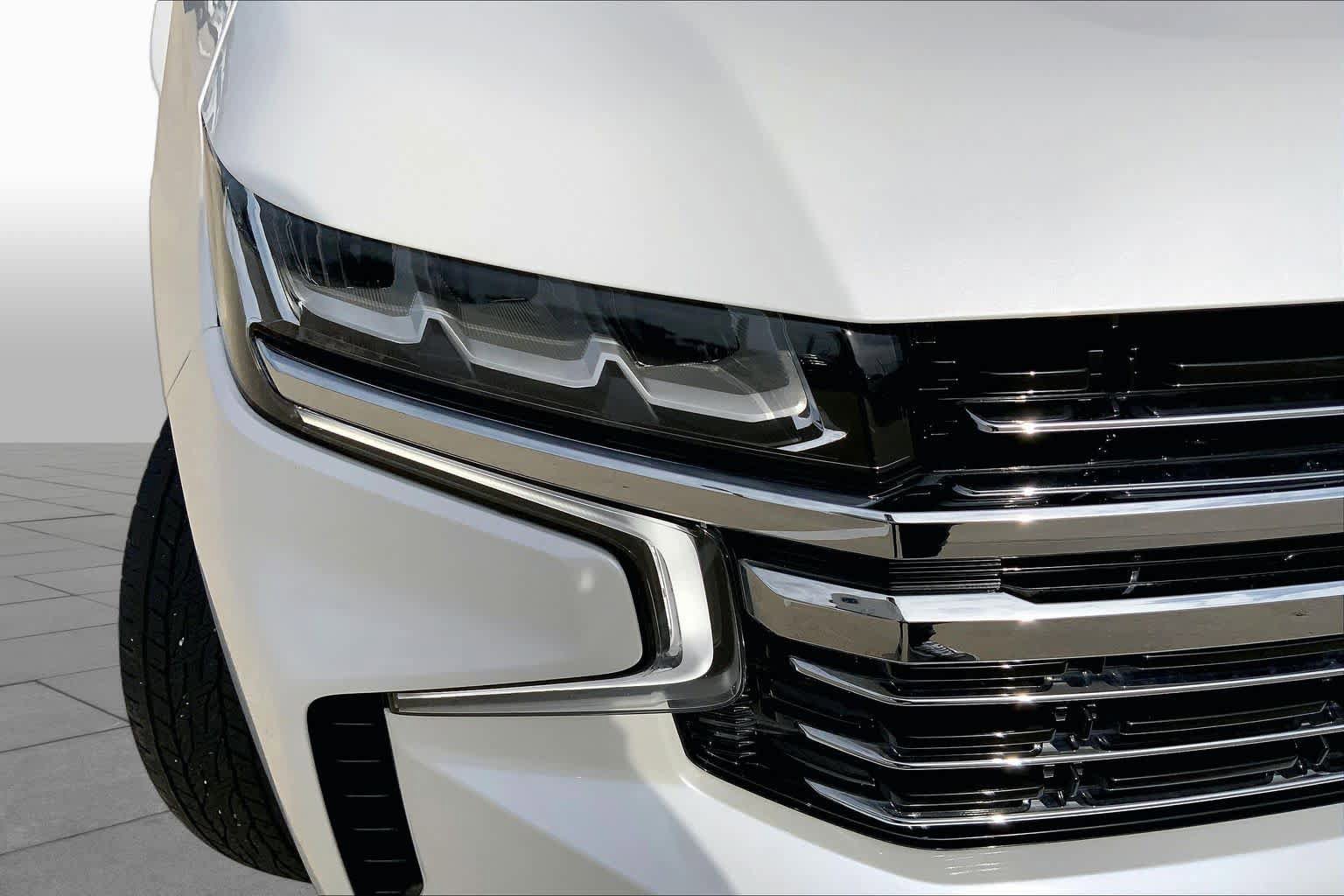 Used 2021 Chevrolet Tahoe LT w/ LT Signature Package AWD/4WD image 27