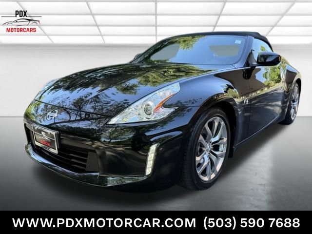 Used 2014 Nissan 370Z Touring w/ Navigation Package