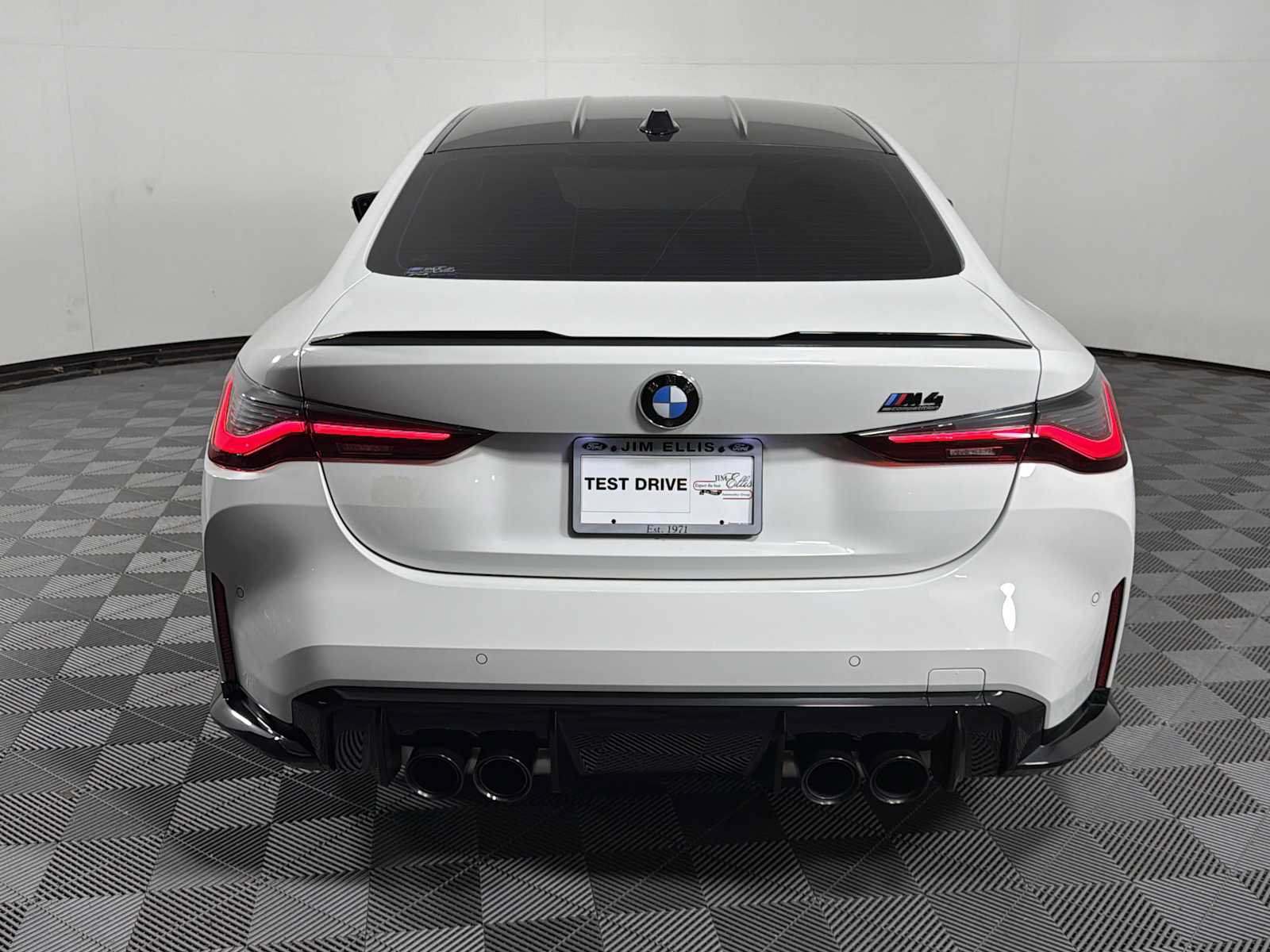 Used 2024 BMW M4 Competition w/ Executive Package RWD image 6