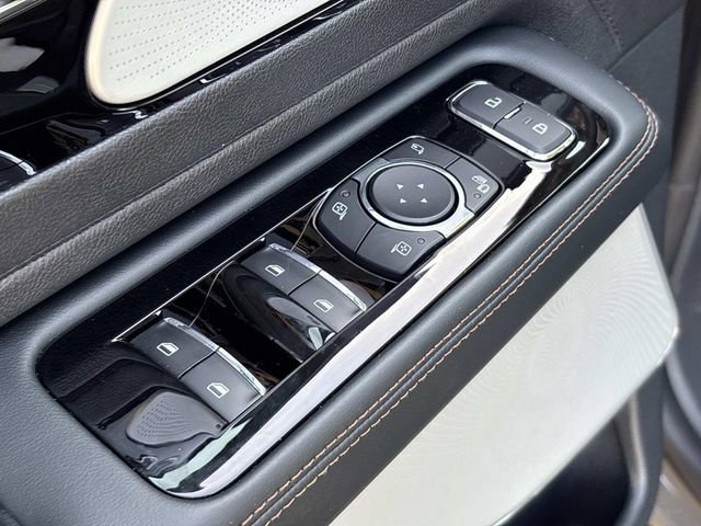 New 2026 Lincoln Aviator Reserve image 23