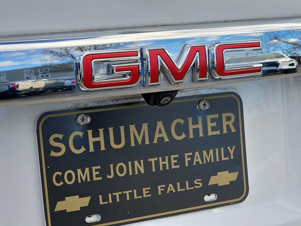 Used 2023 GMC Acadia SLE image 36