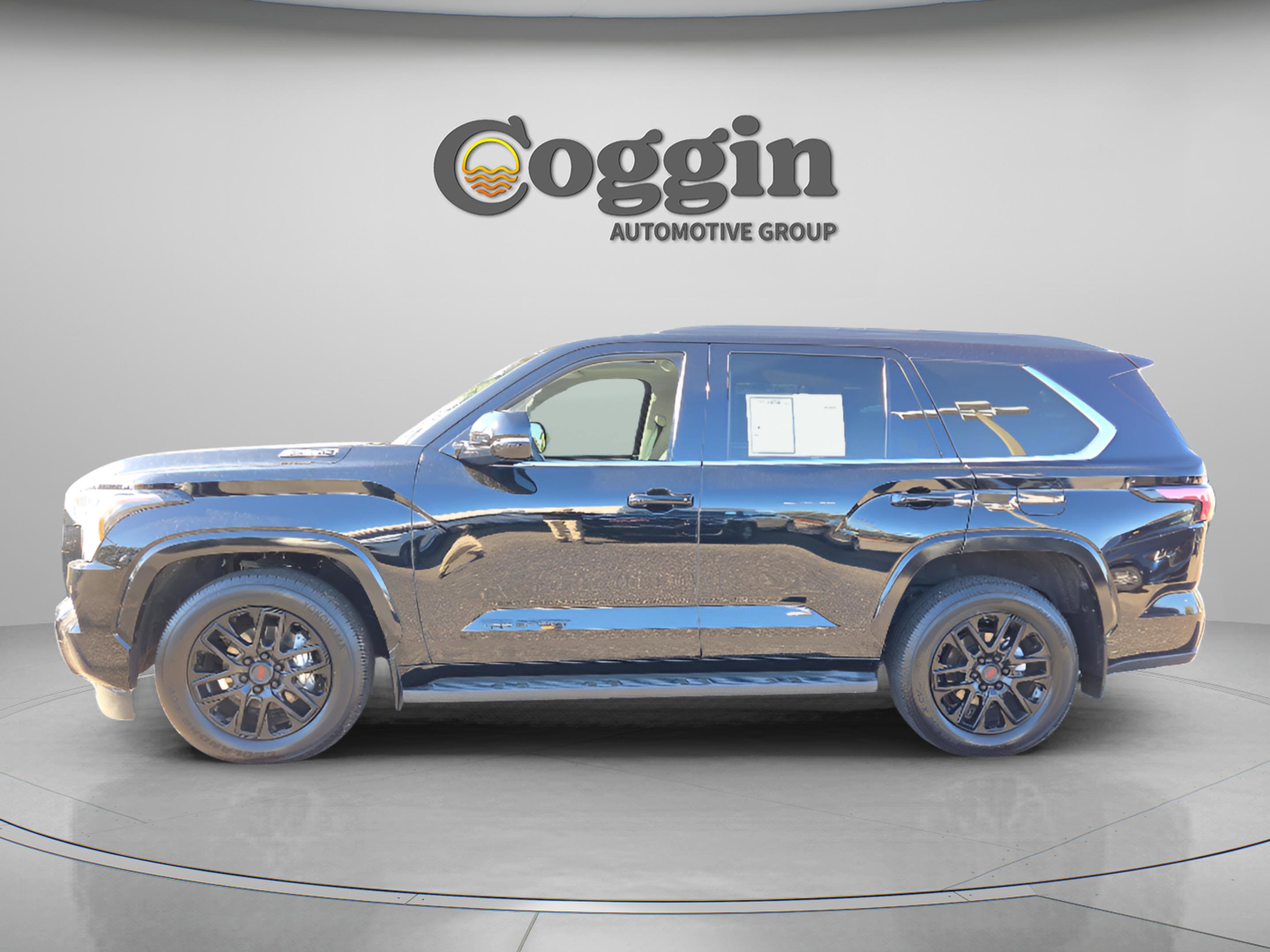 Used 2024 Toyota Sequoia TRD SPORT image 2