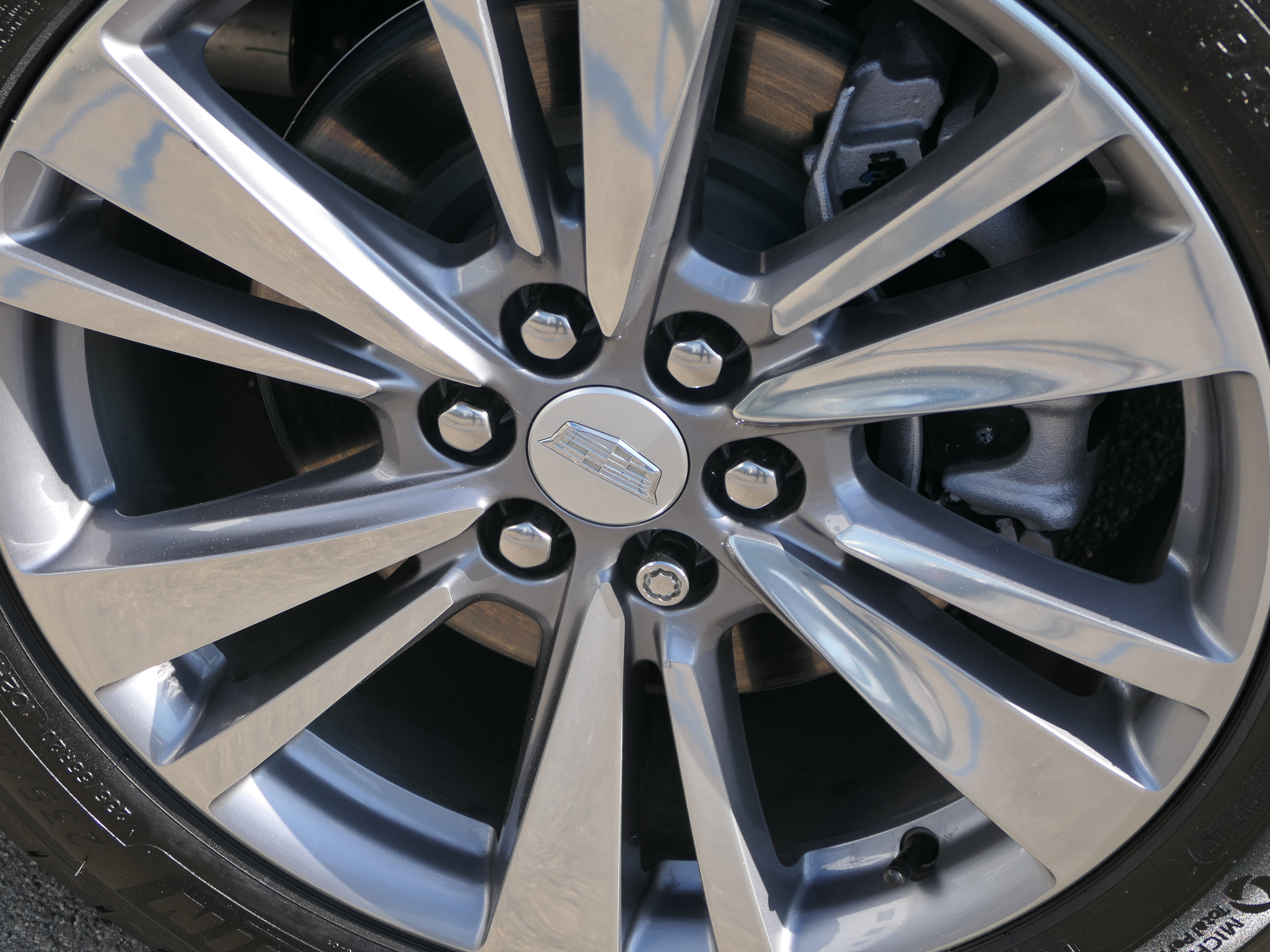 Certified 2025 Cadillac XT6 Premium Luxury FWD image 12