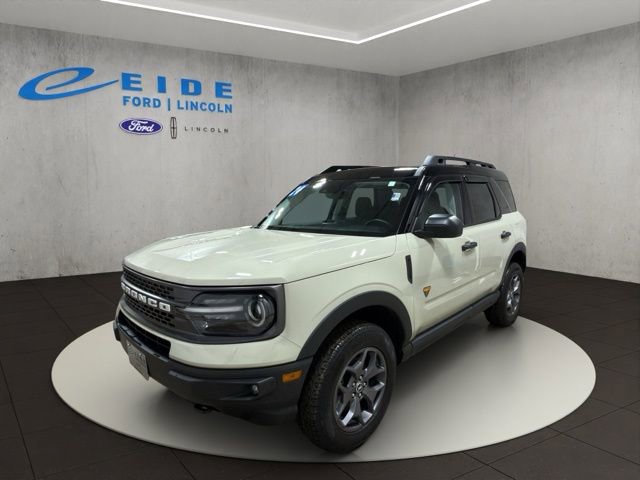Used 2024 Ford Bronco Sport Badlands image 5