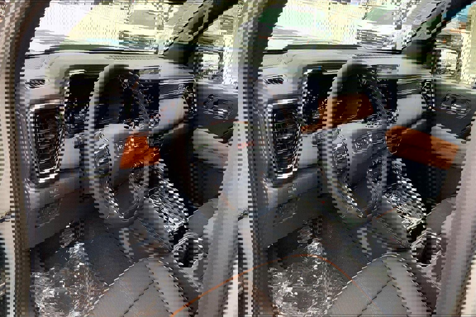 New 2026 GMC Canyon AT4 w/ Nightfall Essentials Package image 7