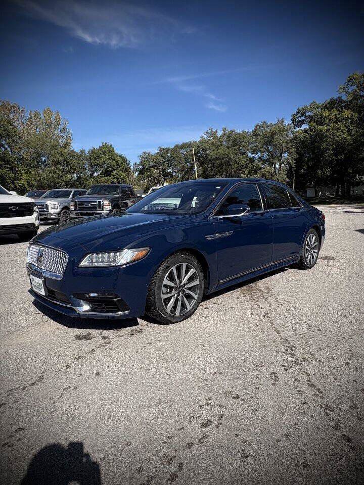 Used 2018 Lincoln Continental Reserve w/ Luxury Package AWD/4WD image 2